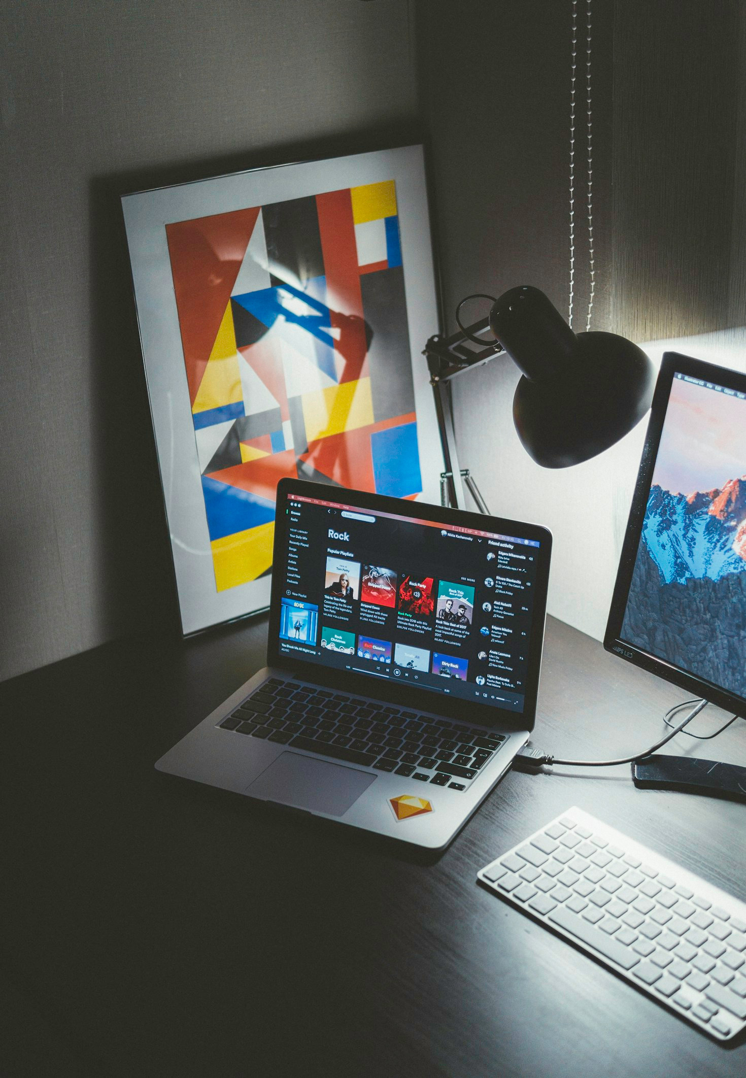 Exploring the Latest Trends in Graphic Design
